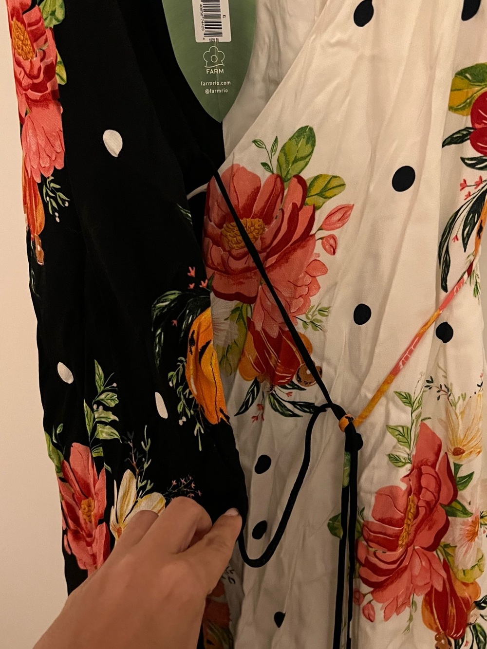 FARM Rio Black & White Floral Wrap Dress XL new with tag - Picture 6 of 12